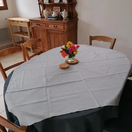 Dans Corps De Ferme En Picardie Holiday home Valines